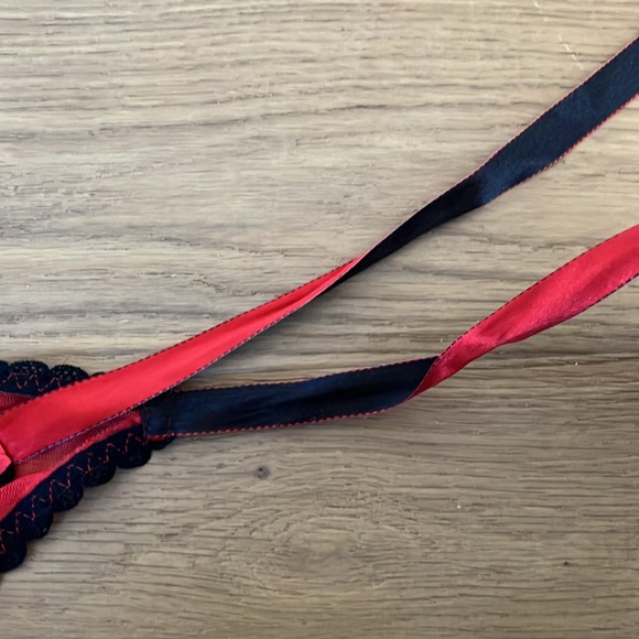 Agent Provocateur red/black trim knickers - OS - Picture 6 of 10